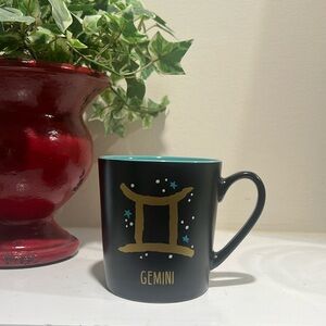Gemini Zodiac Sign Jumbo Mug 17 fl oz Black Teal Gold zodiac